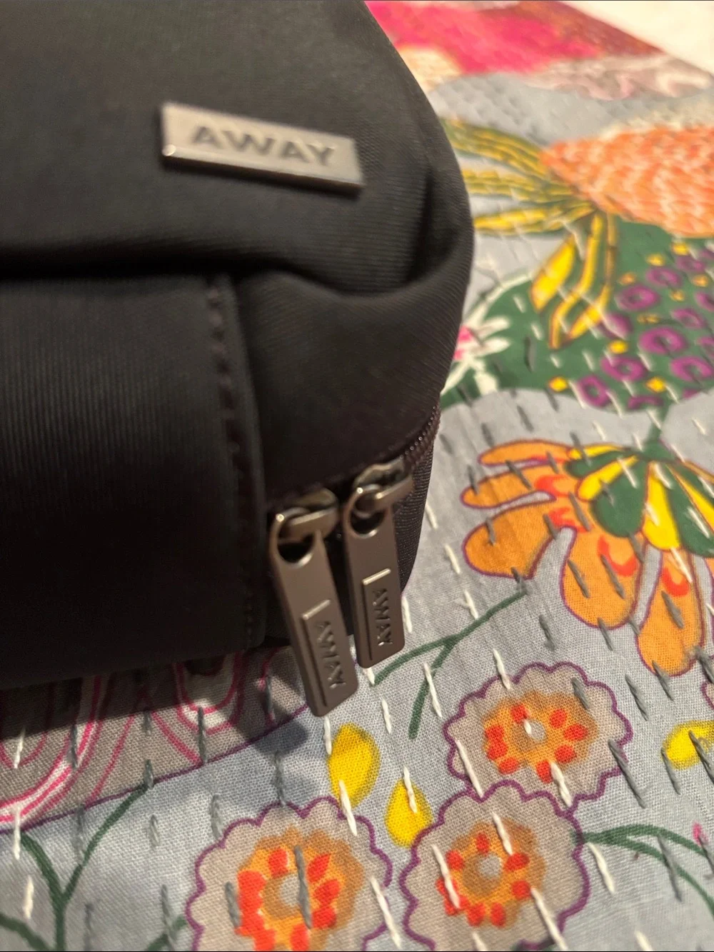 AWAY The  Tech Case in Jet Black